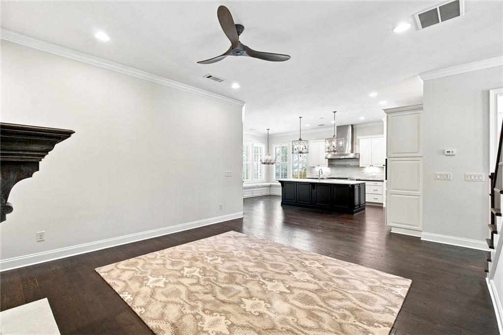 2117 Mcfarlin Lane