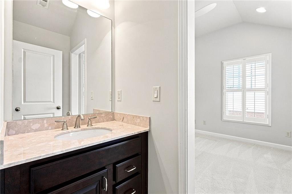 2117 Mcfarlin Lane