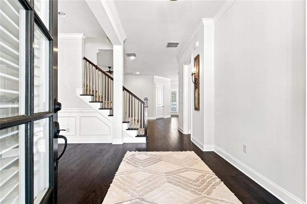 2117 Mcfarlin Lane