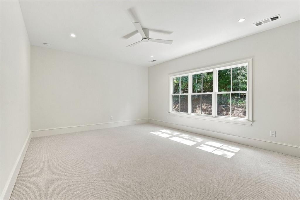 350 Lum Crowe Road