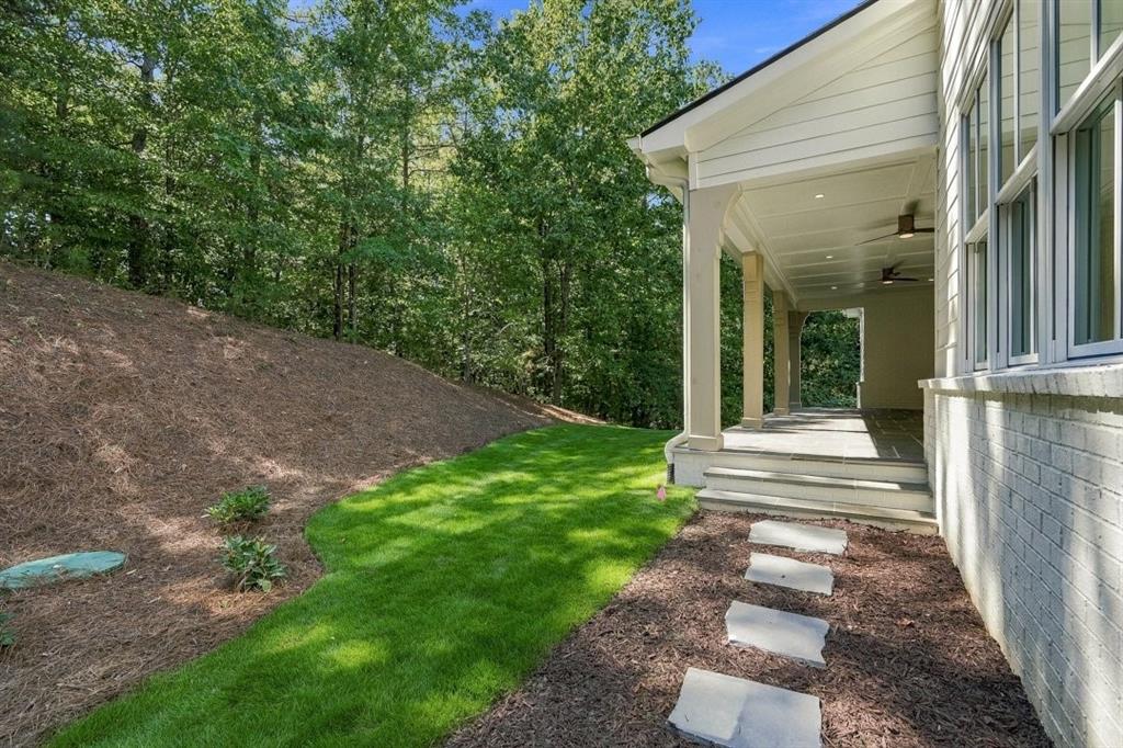 350 Lum Crowe Road