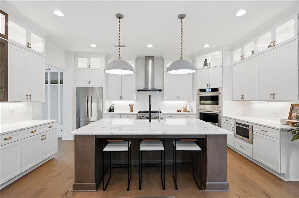 13390 Bishops Court