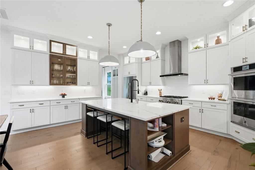13390 Bishops Court