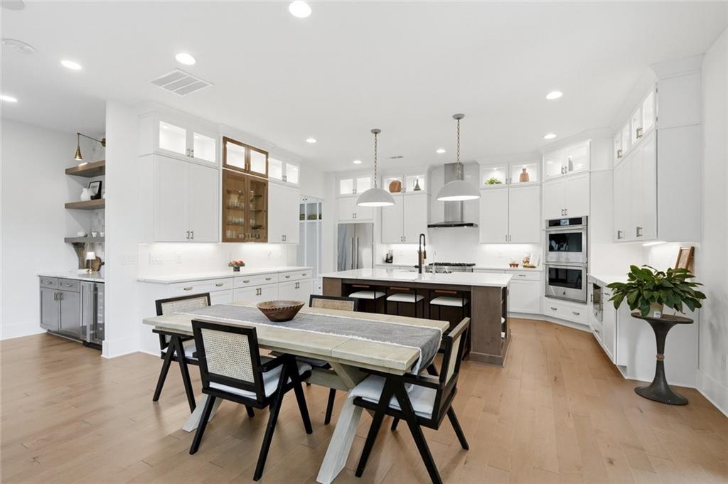 13390 Bishops Court