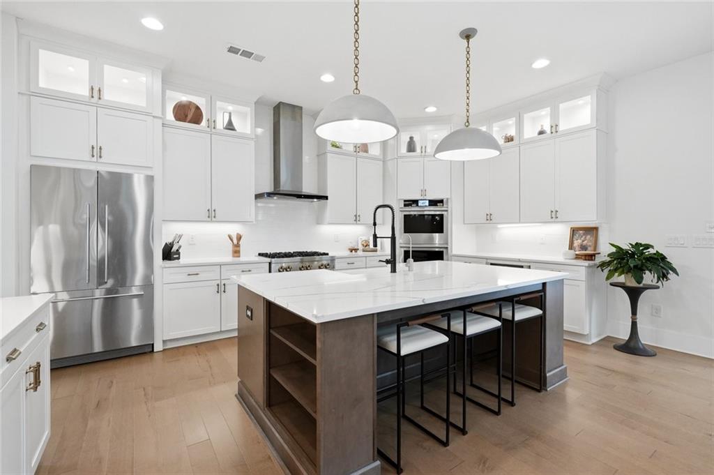 13390 Bishops Court