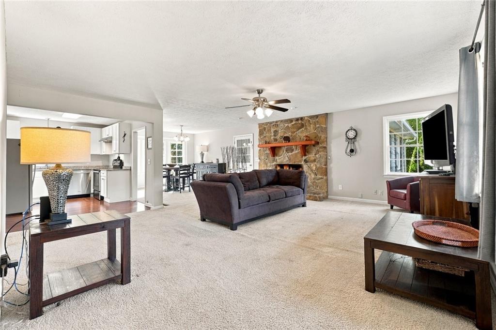 2815 Mountain Road
