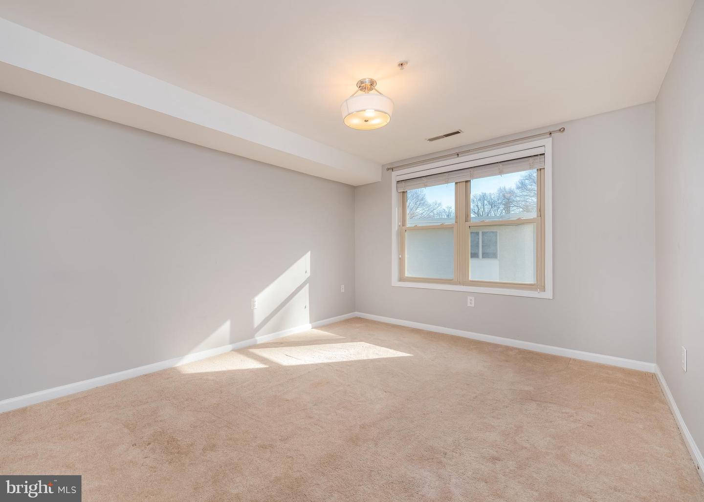 1006 Primrose Rd #303