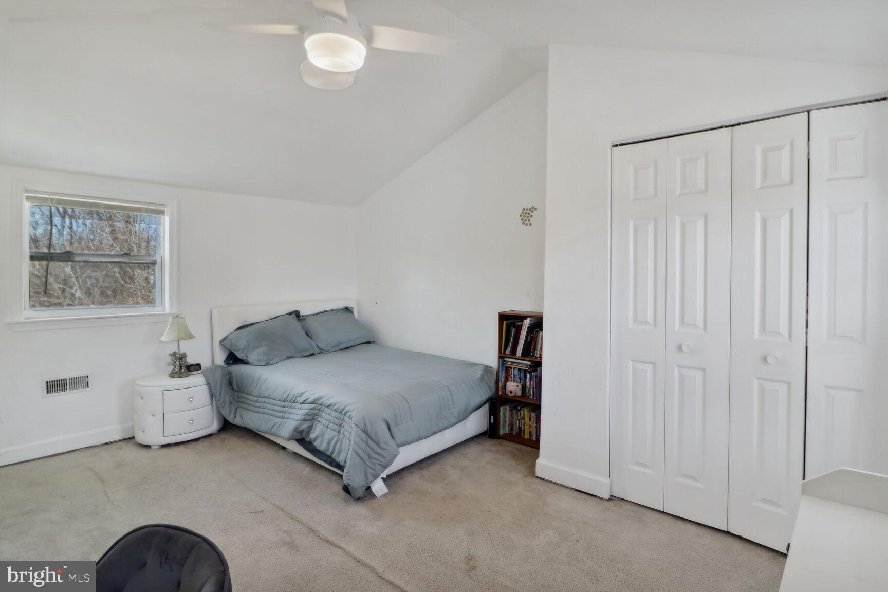 807 Harmony Ave