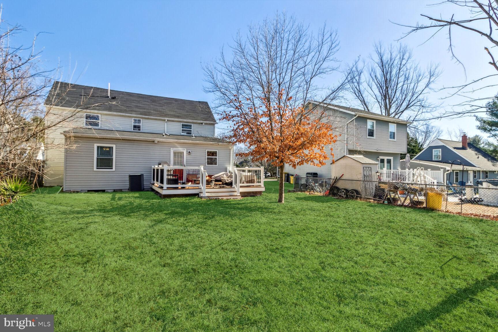 807 Harmony Ave