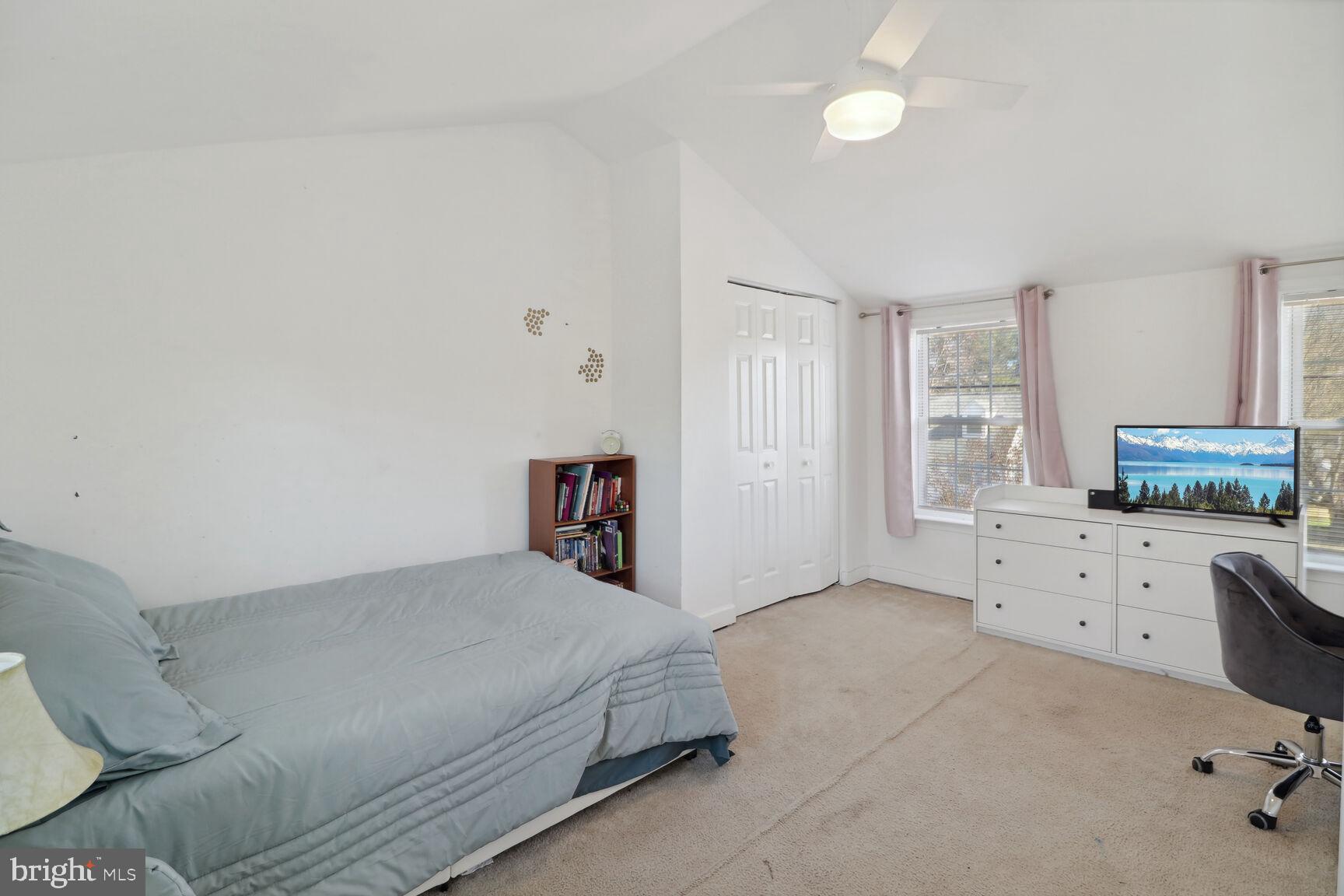807 Harmony Ave
