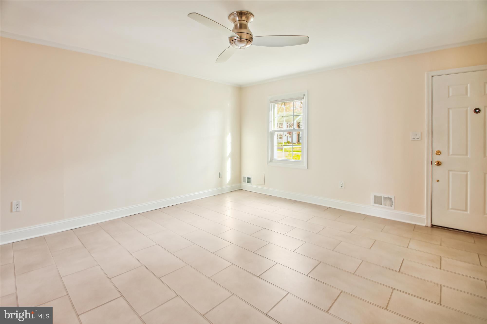 2 Georgetown Ct #1-2