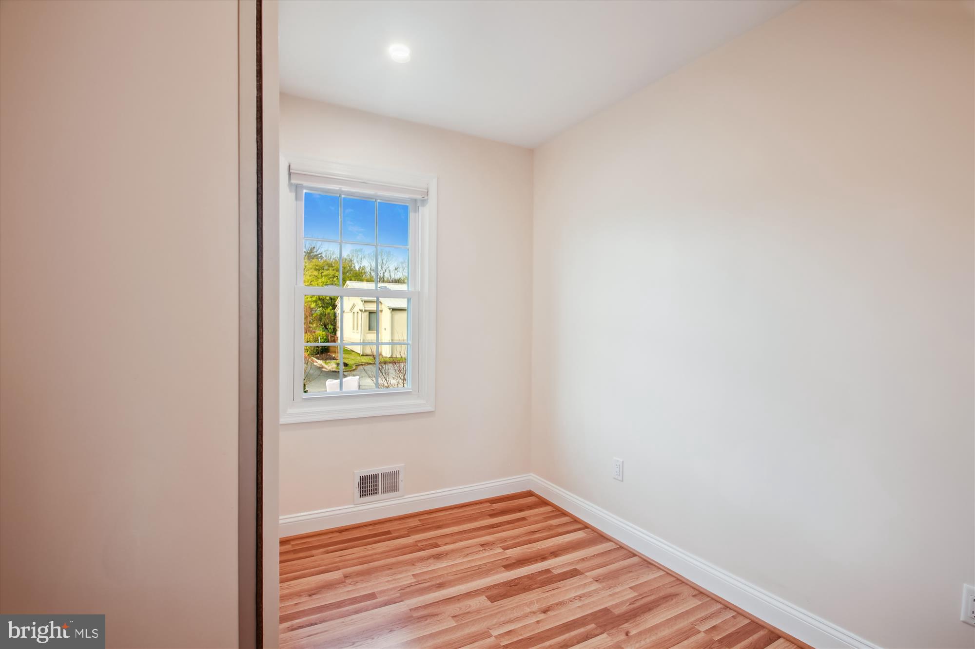 2 Georgetown Ct #1-2