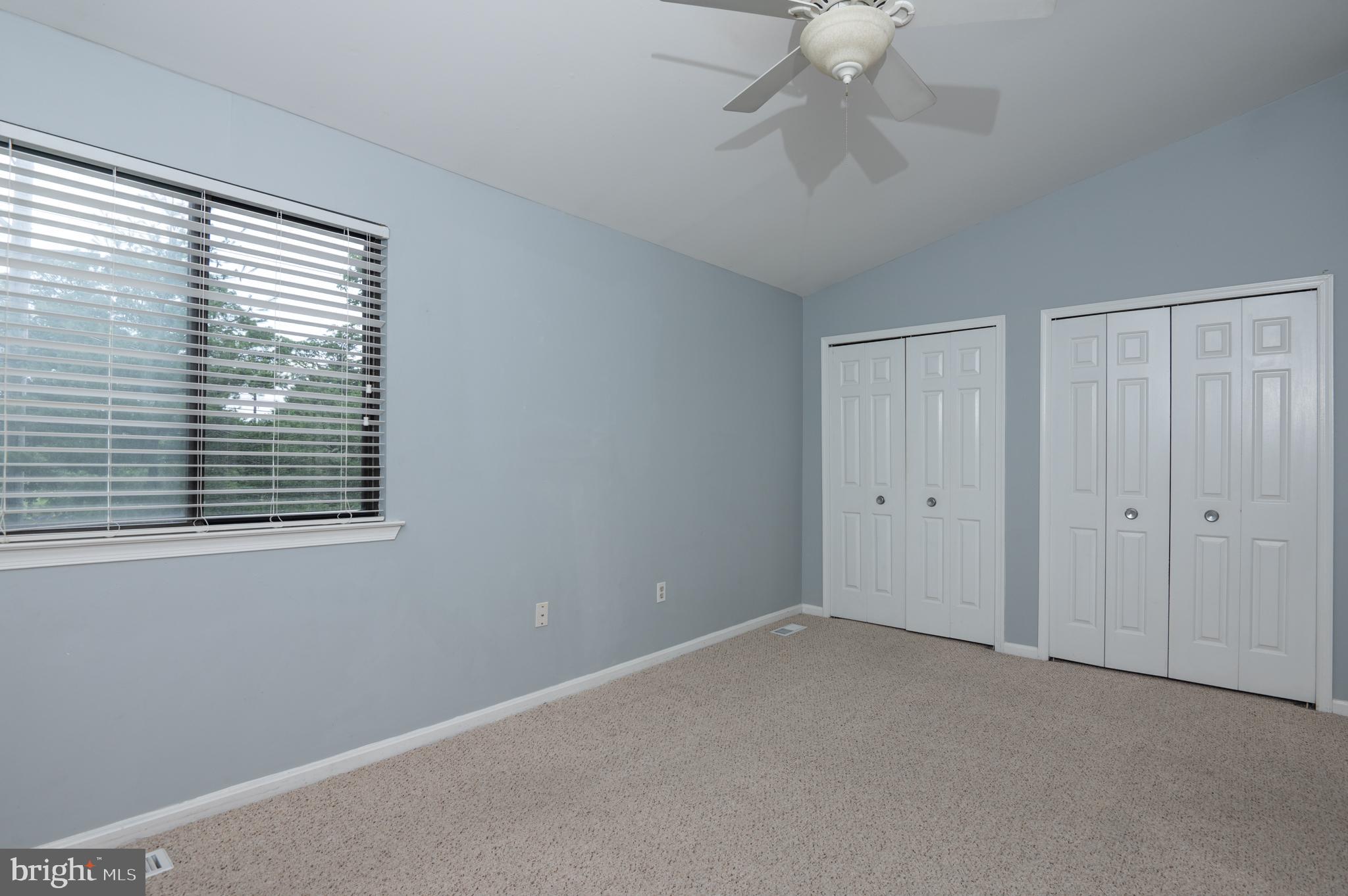 10 MUIR WOODS CT