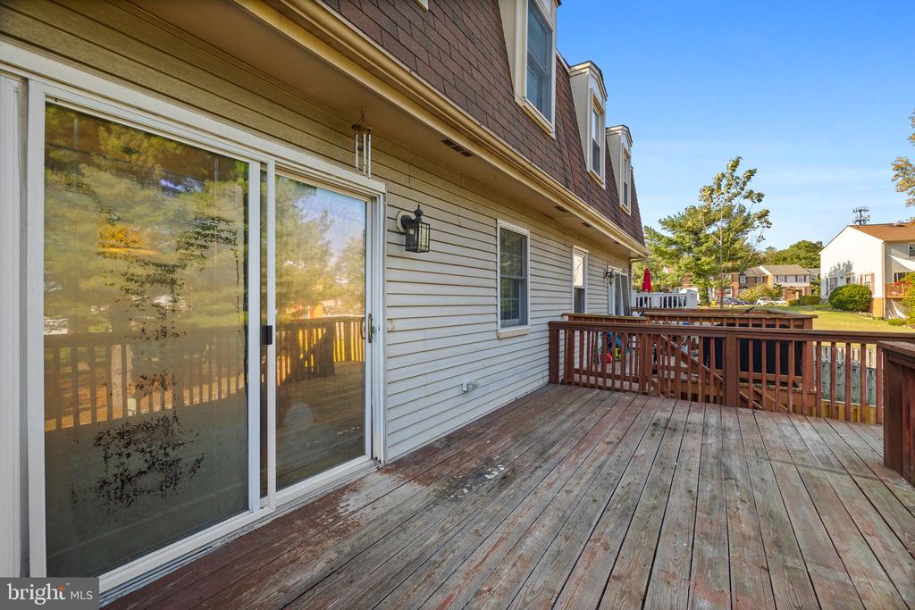 1195 ANNIS SQUAM HARBOUR