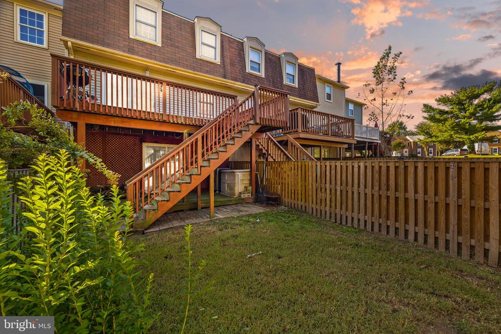 1195 ANNIS SQUAM HARBOUR