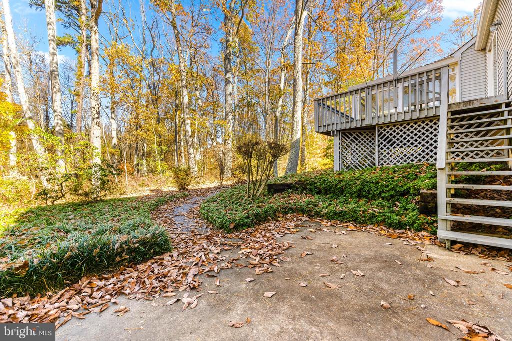 300 Windfern Ct