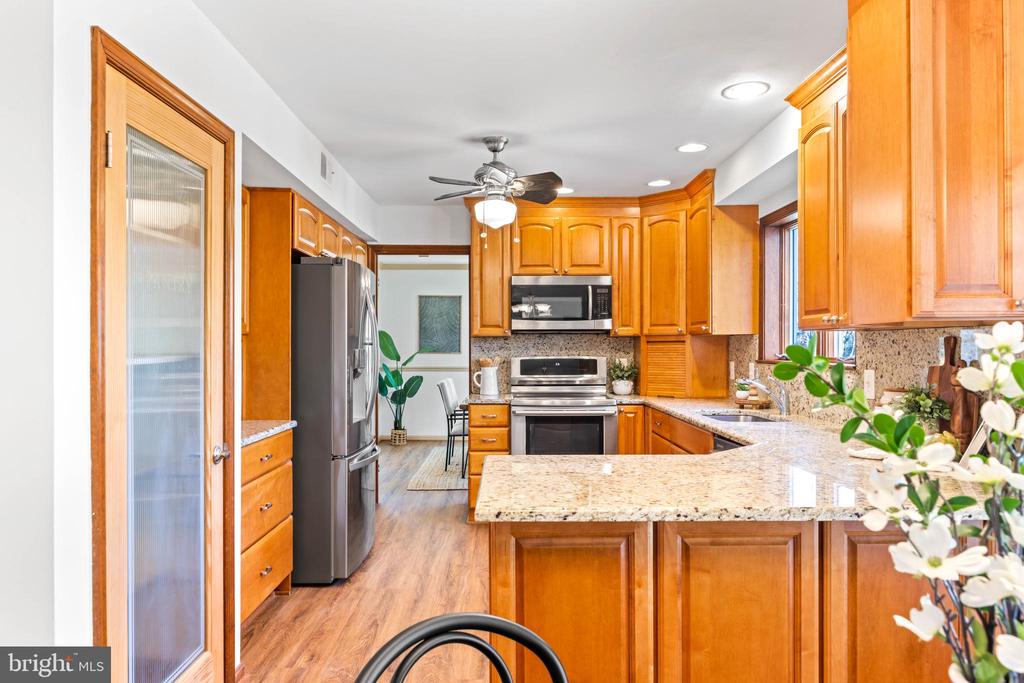 300 Windfern Ct
