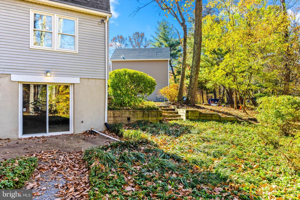300 Windfern Ct