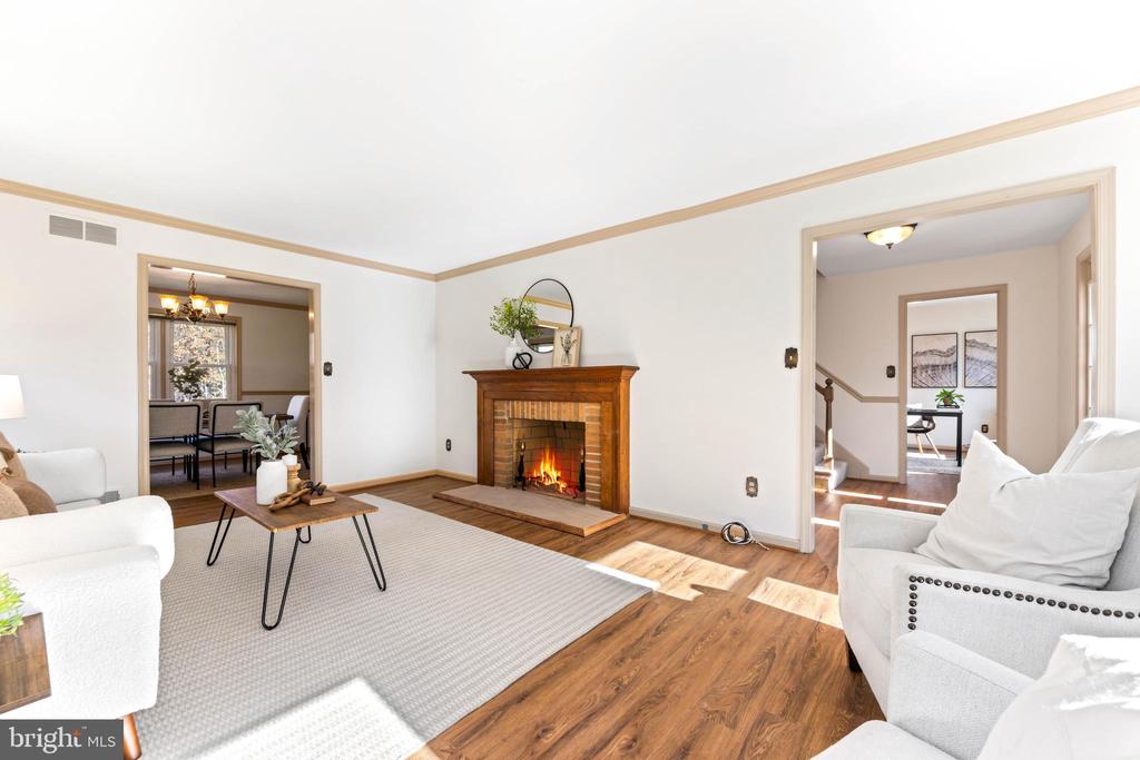 300 Windfern Ct