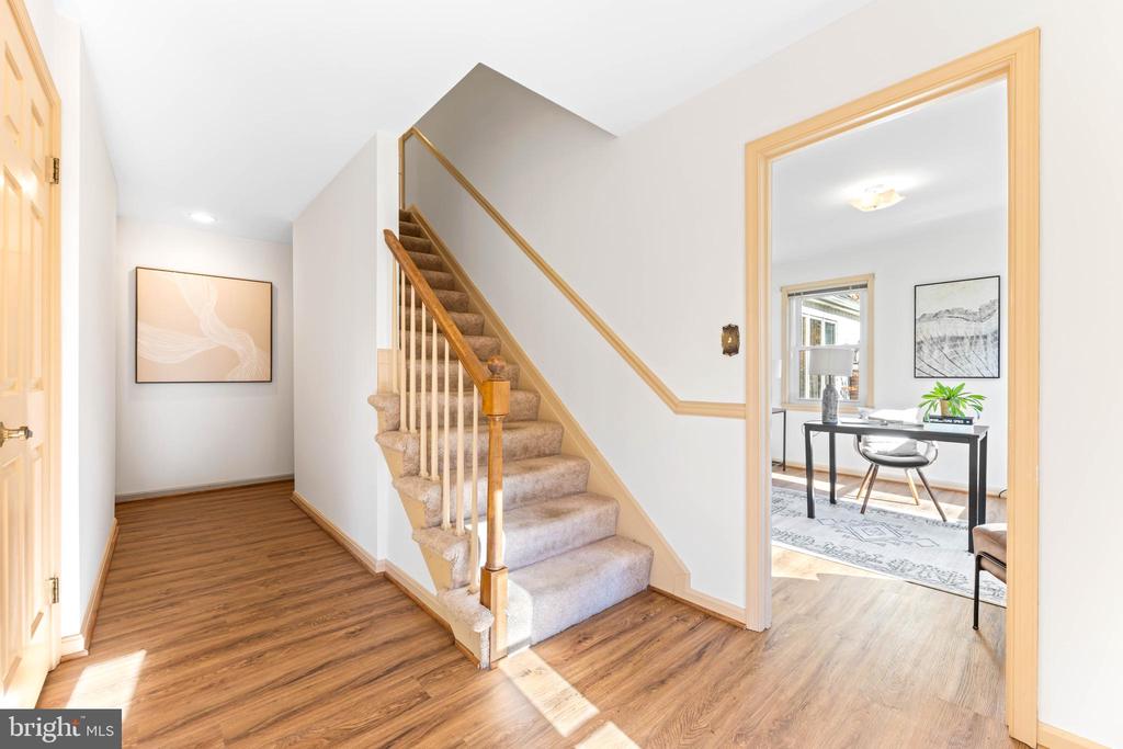 300 Windfern Ct