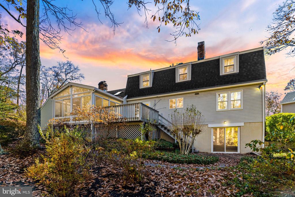 300 Windfern Ct