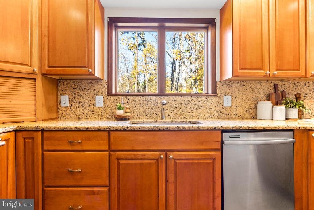 300 Windfern Ct