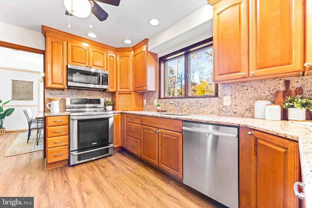300 Windfern Ct
