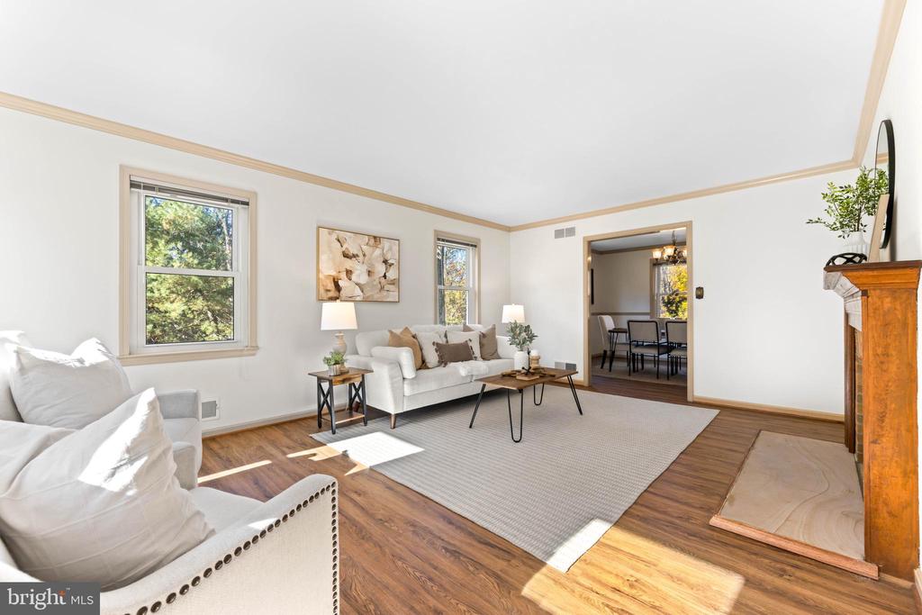 300 Windfern Ct