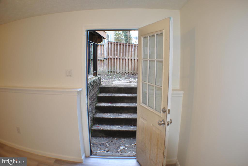 127 Foxview Dr