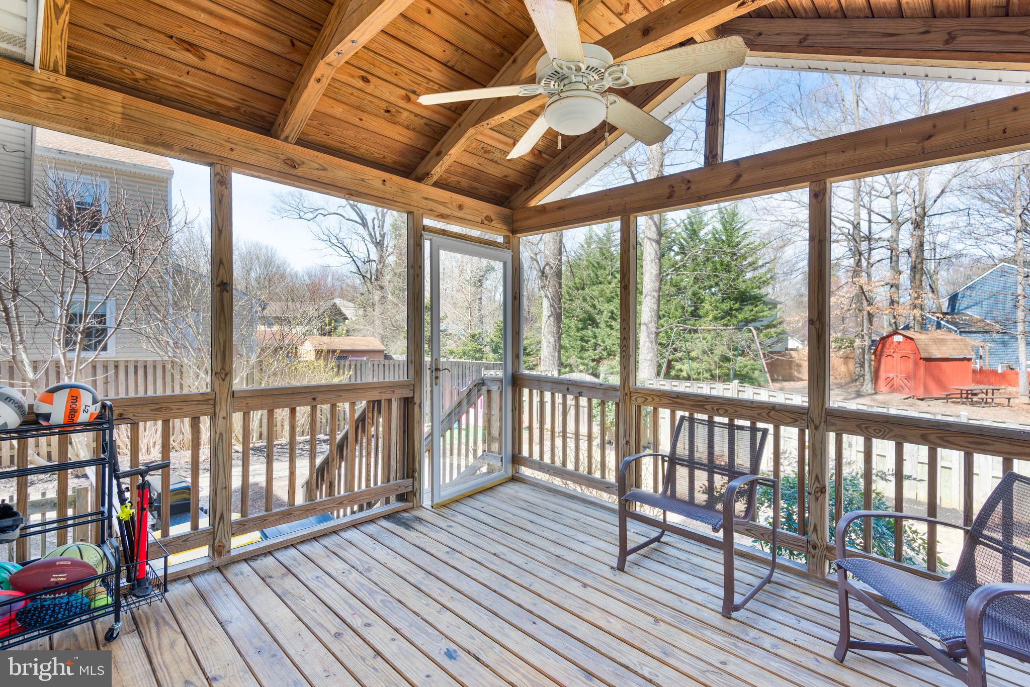 48 Fox Run Way
