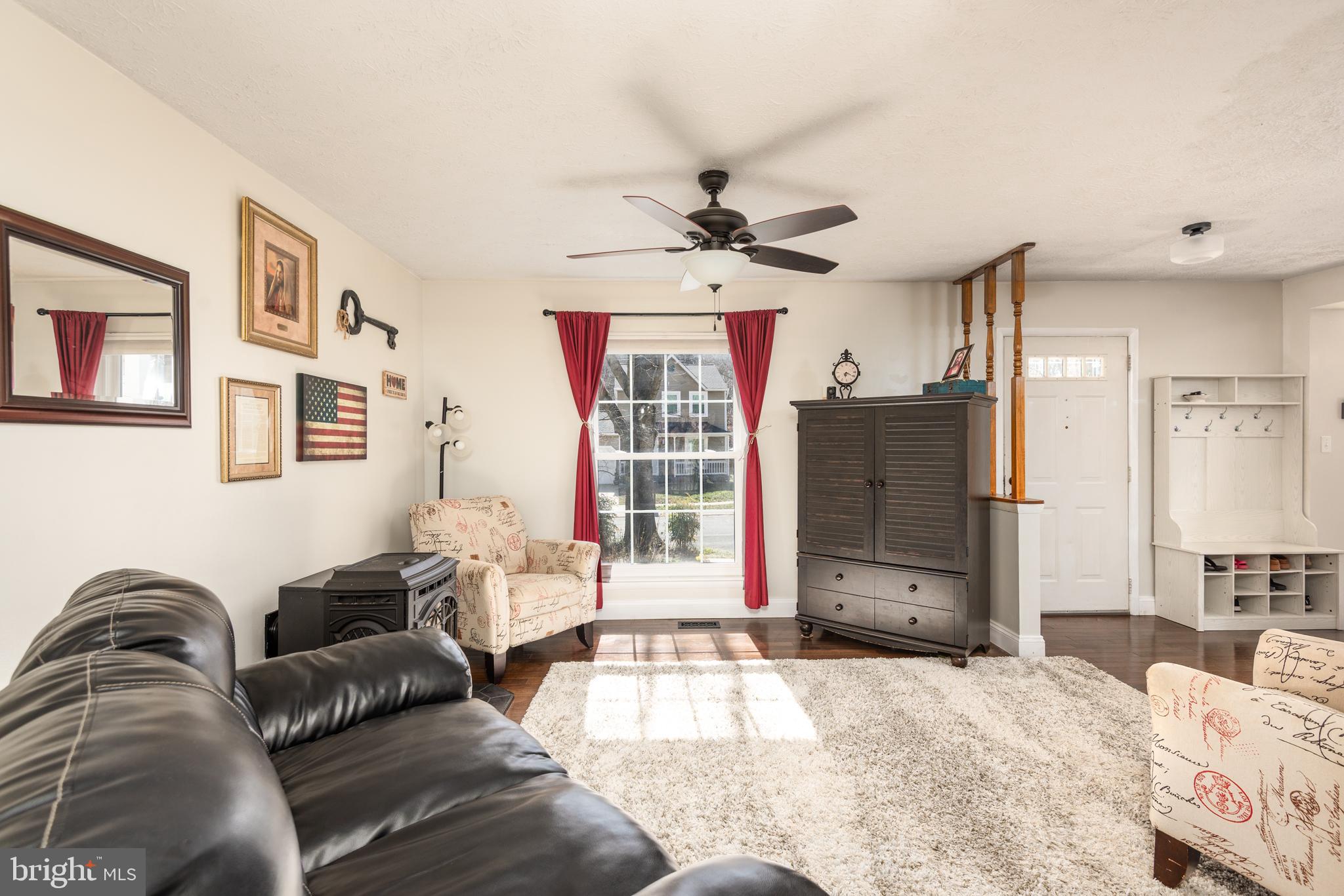 48 Fox Run Way