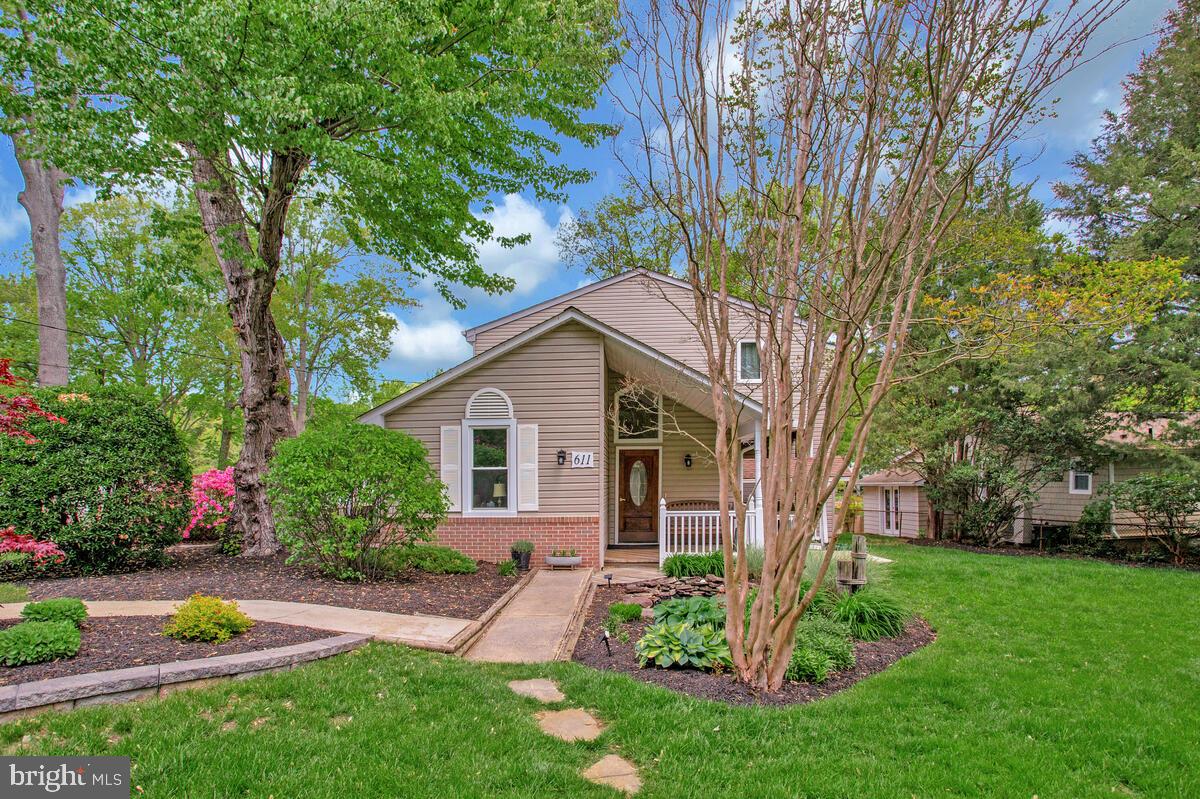 611 Cypress Rd