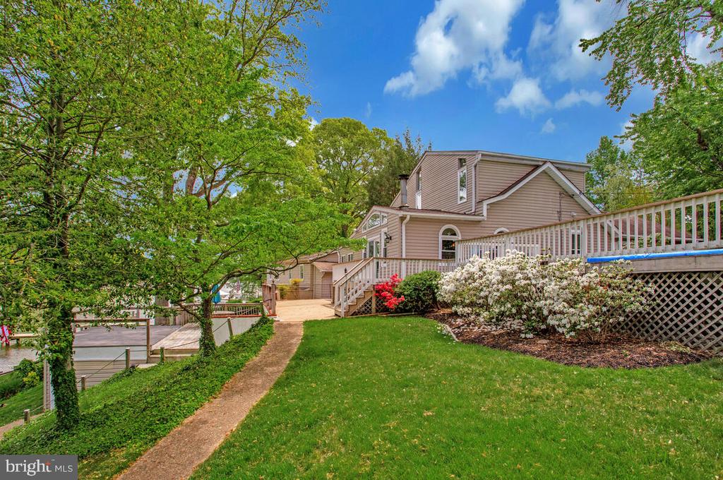611 Cypress Rd