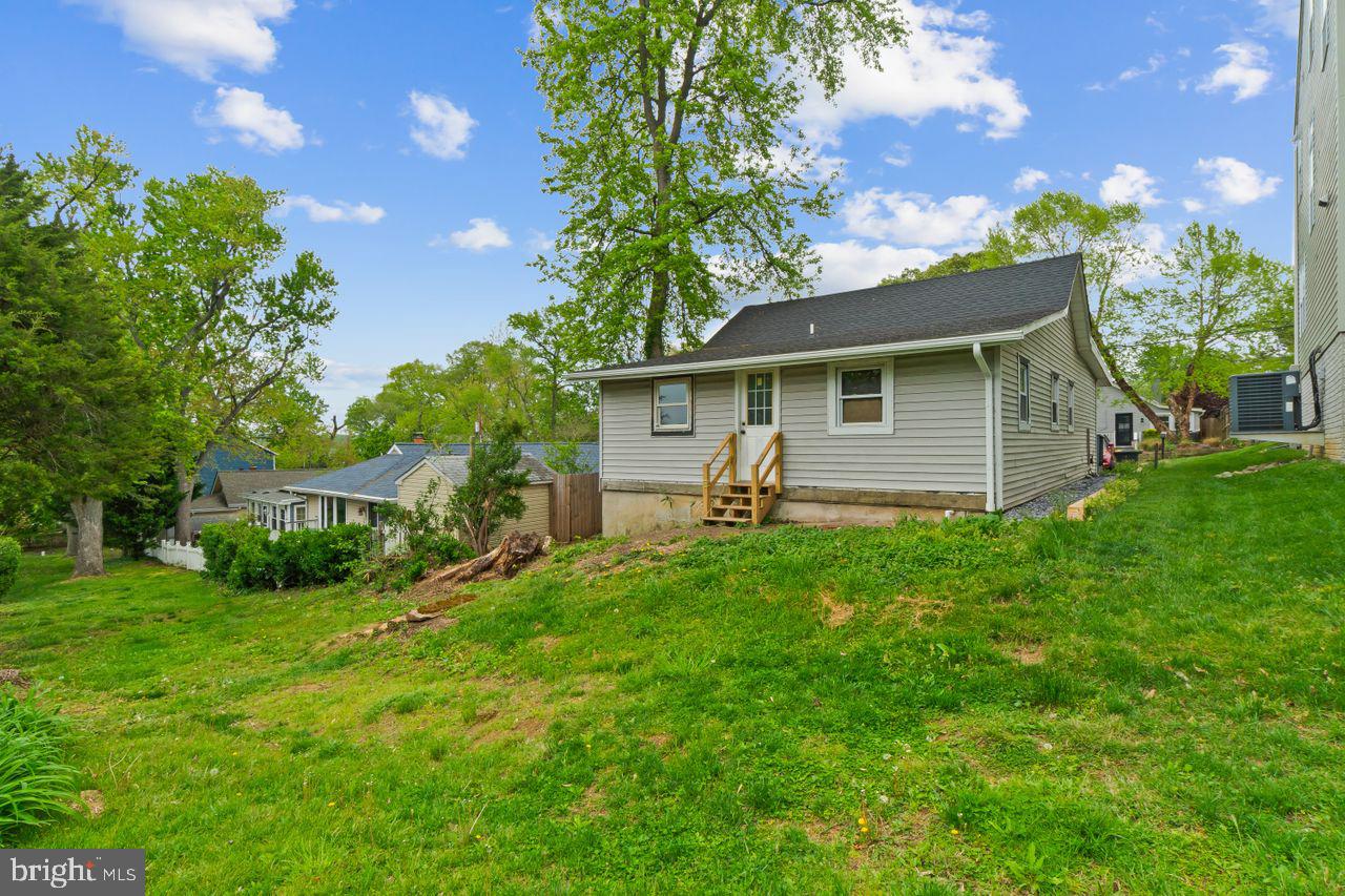 5 Dogwood Rd