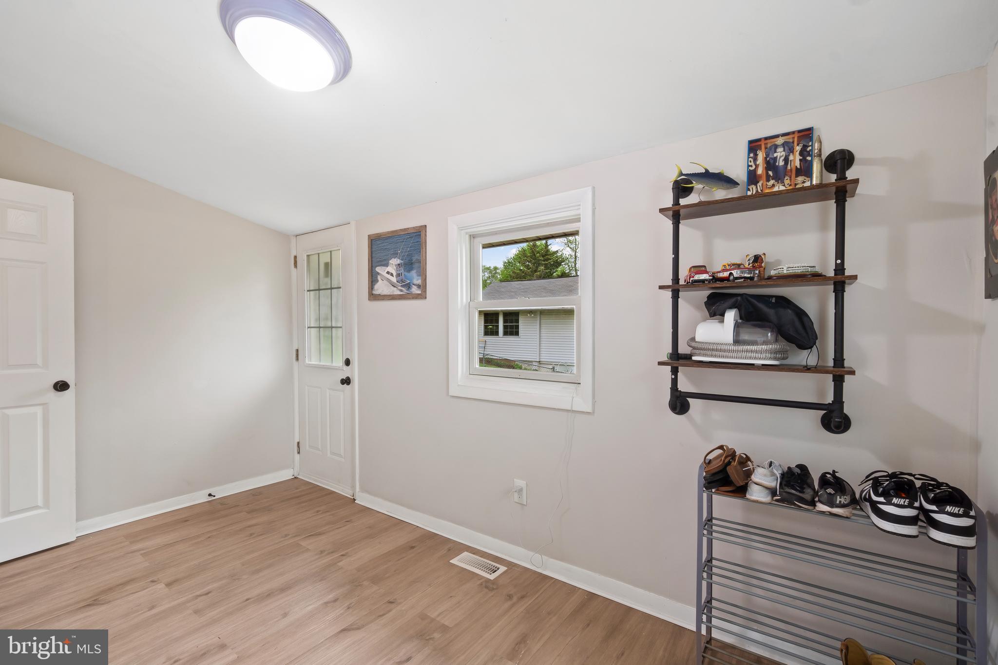 5 Dogwood Rd
