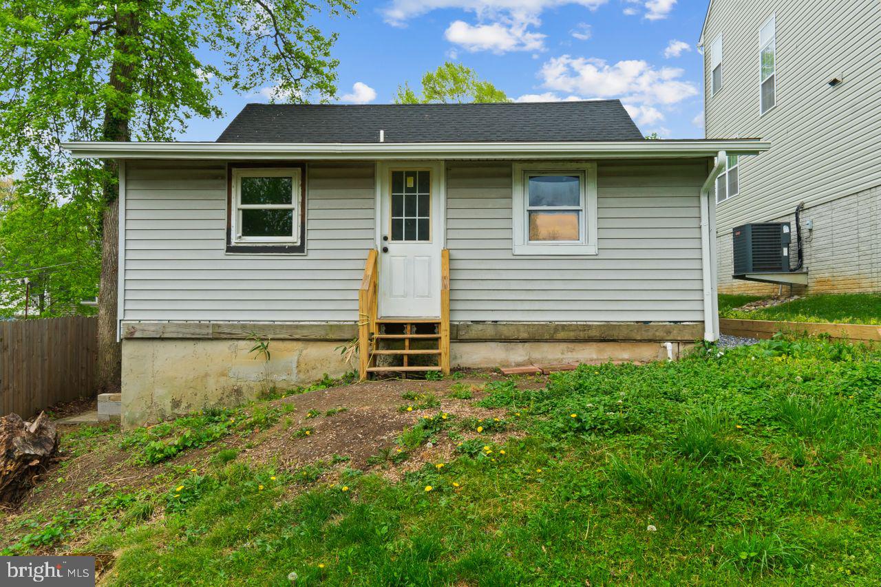 5 Dogwood Rd