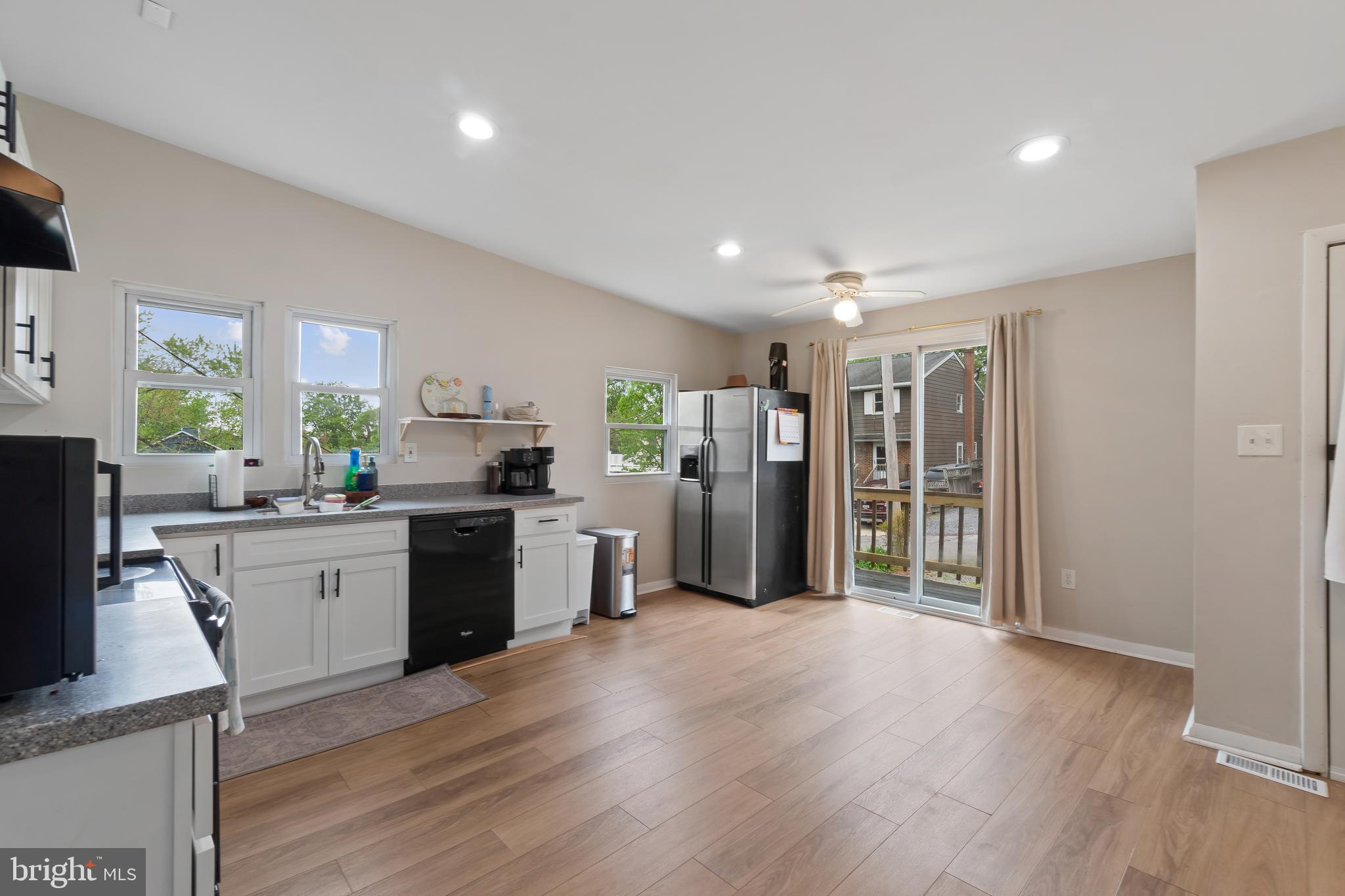 5 Dogwood Rd