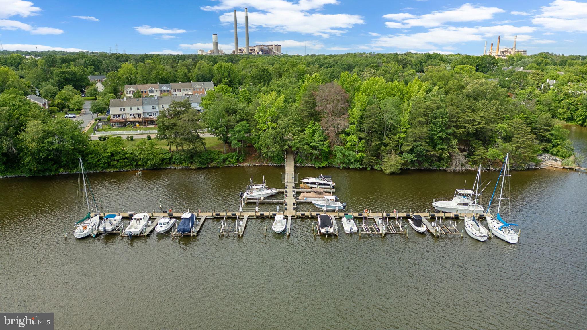 1328 Hollow Glen Ct