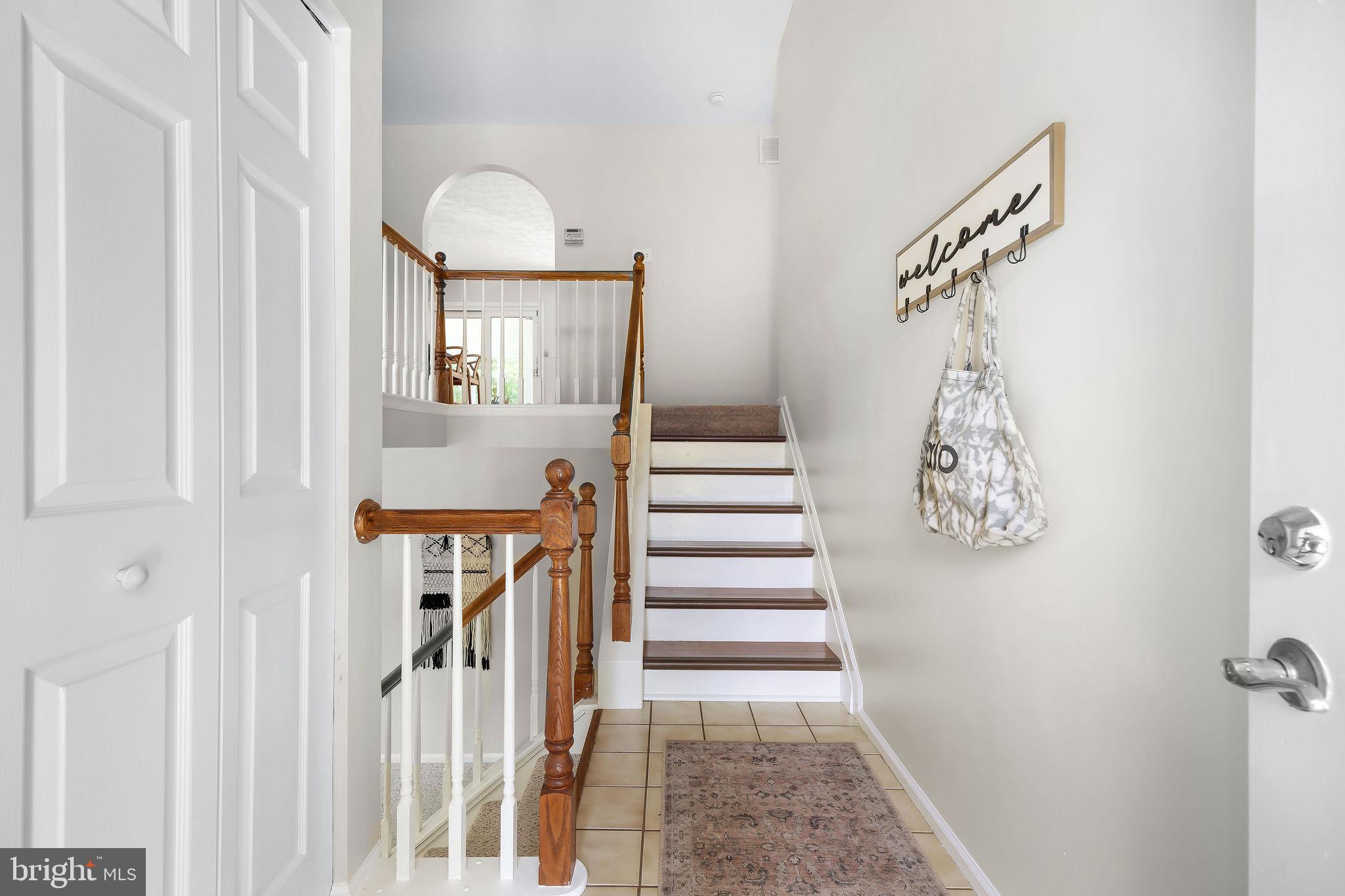 286 COLLEGE MANOR DRIVE