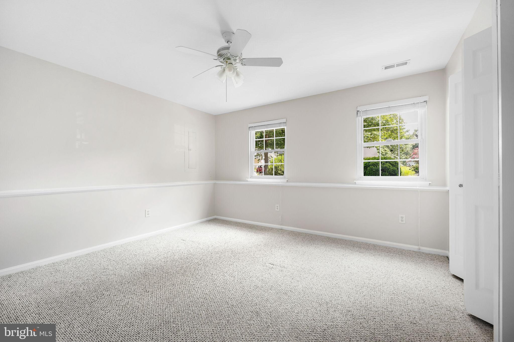 286 COLLEGE MANOR DRIVE