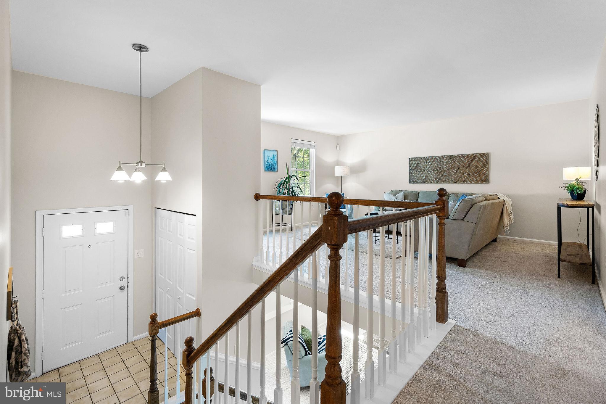 286 COLLEGE MANOR DRIVE