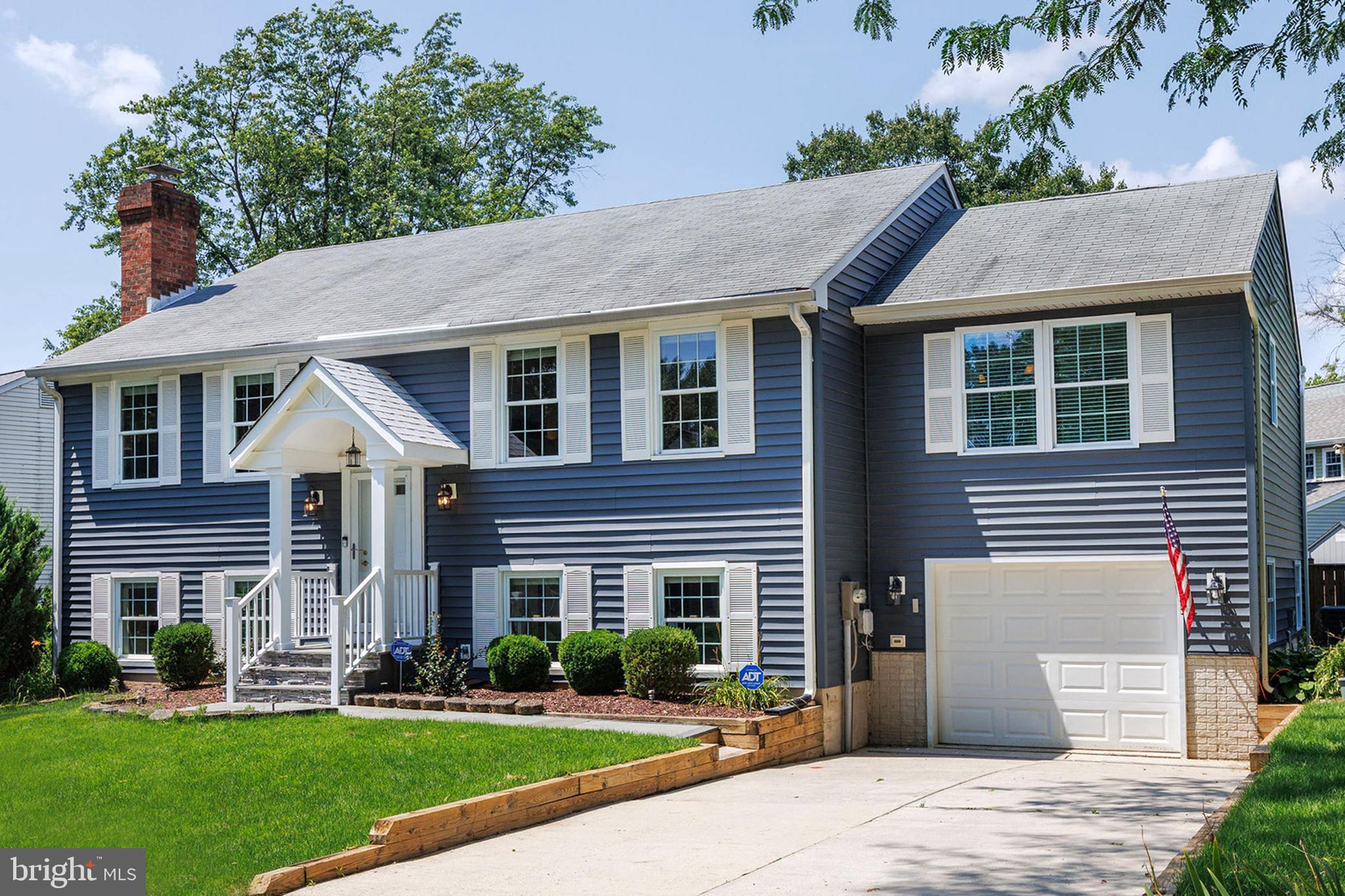 286 COLLEGE MANOR DRIVE