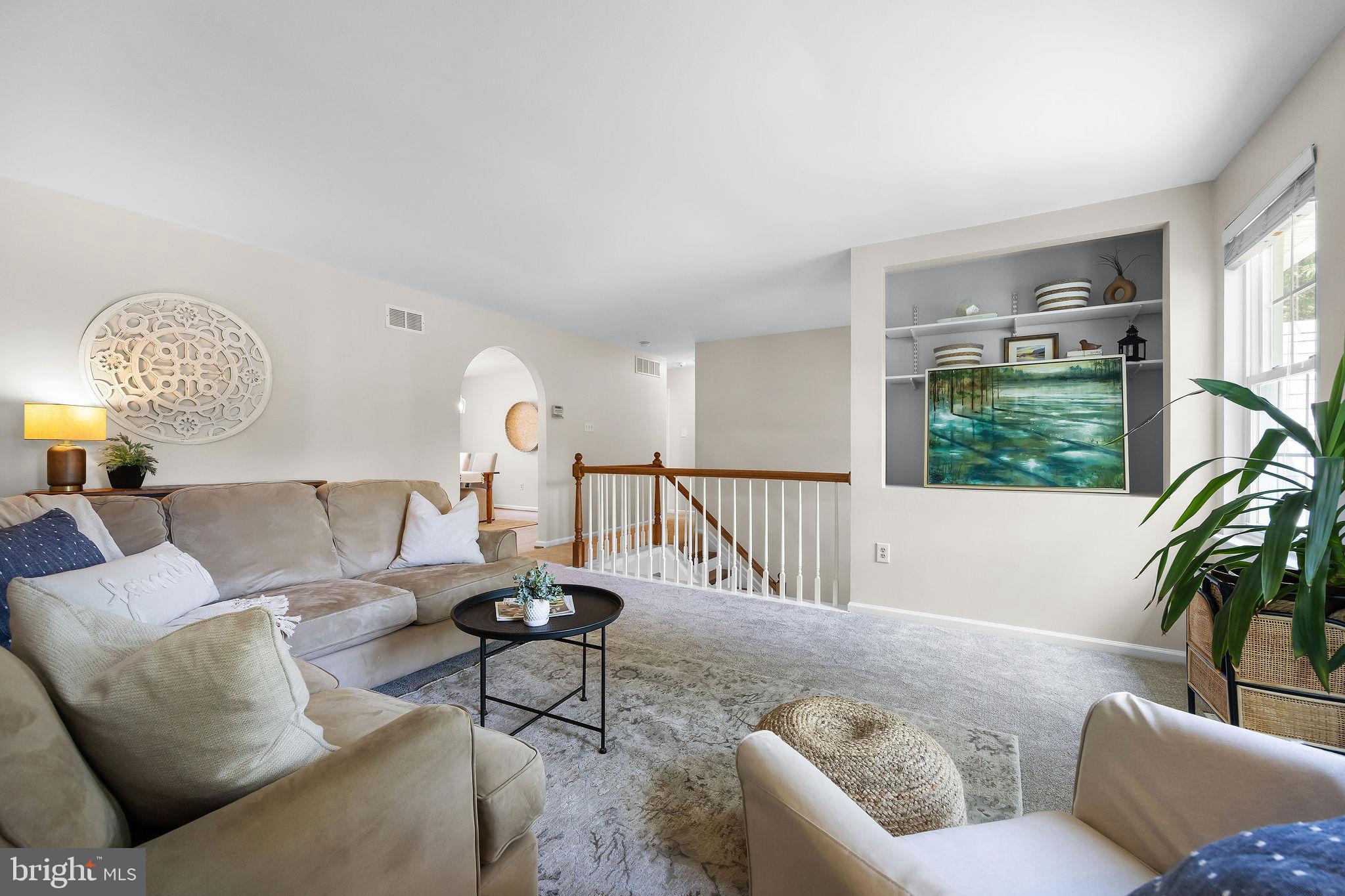 286 COLLEGE MANOR DRIVE