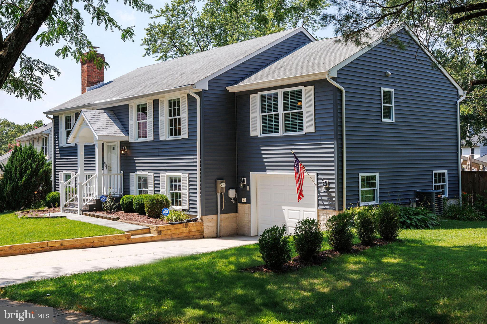 286 COLLEGE MANOR DRIVE