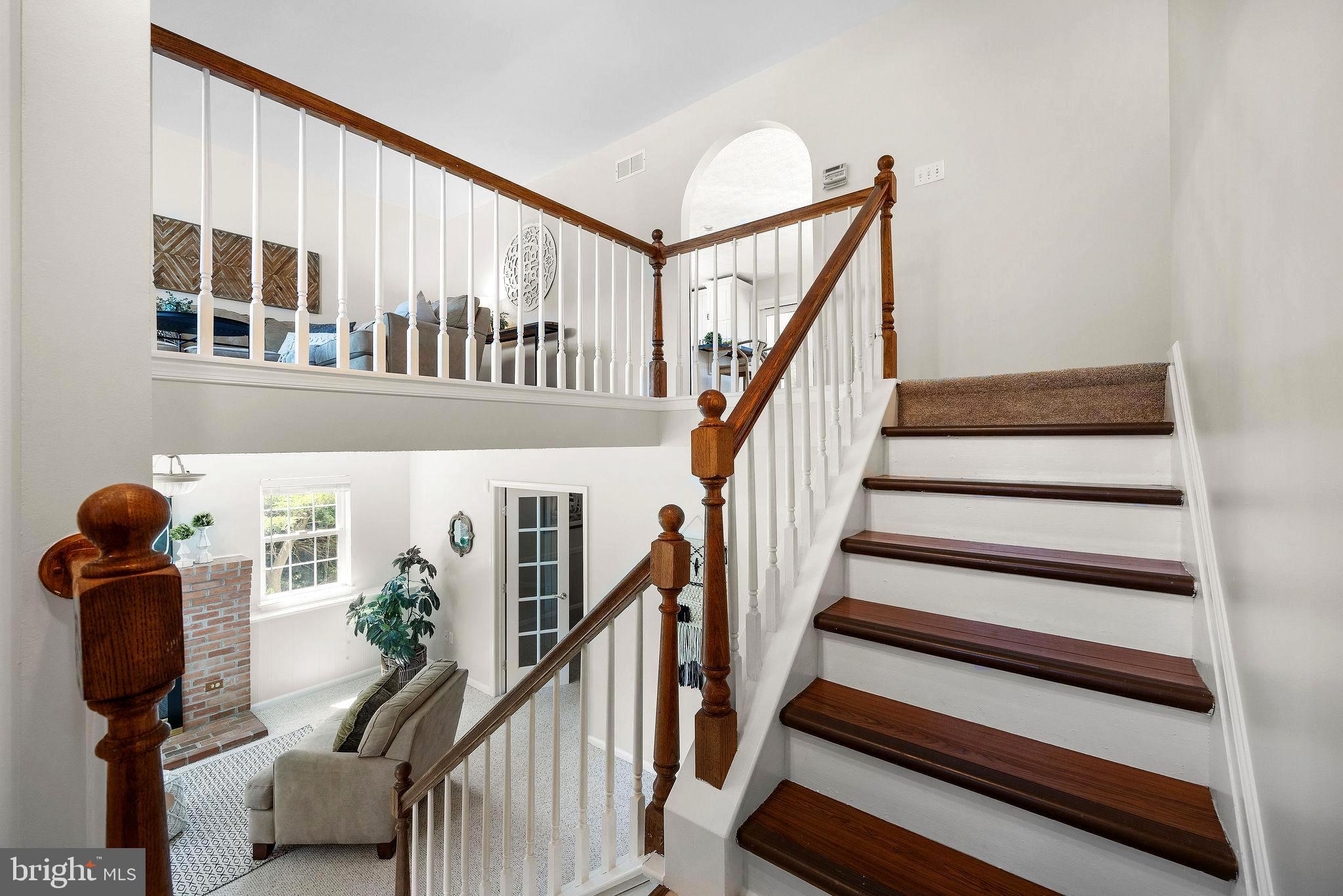 286 COLLEGE MANOR DRIVE