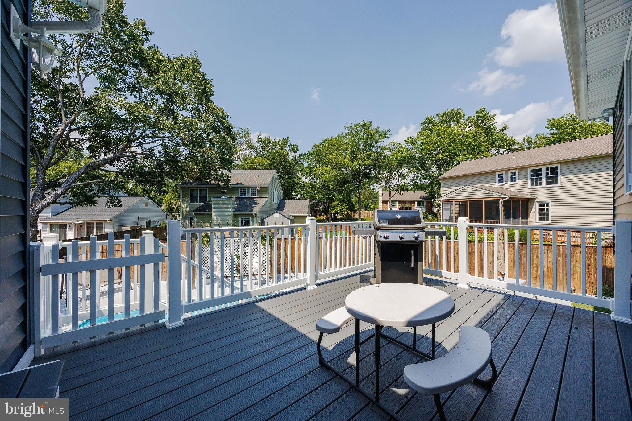 286 COLLEGE MANOR DRIVE