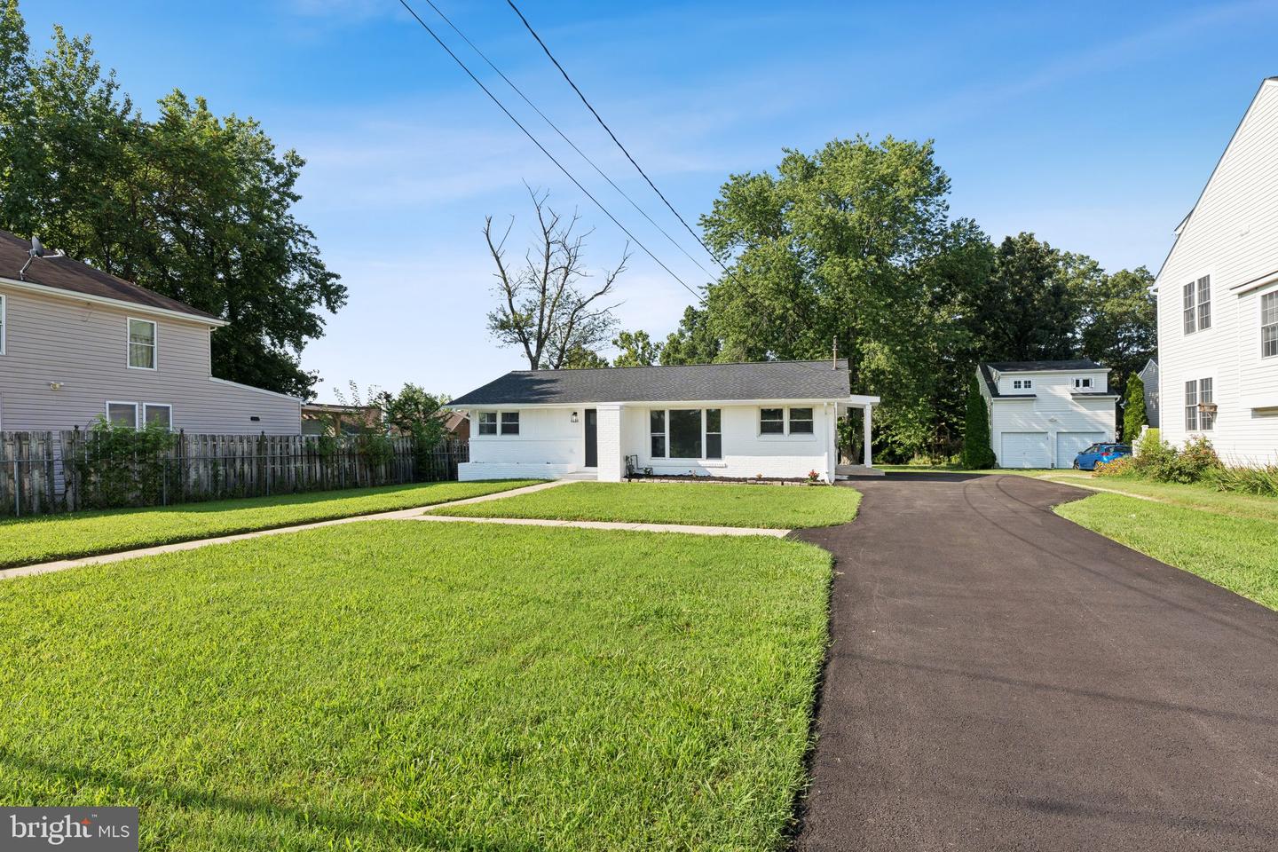 1831 Drew St