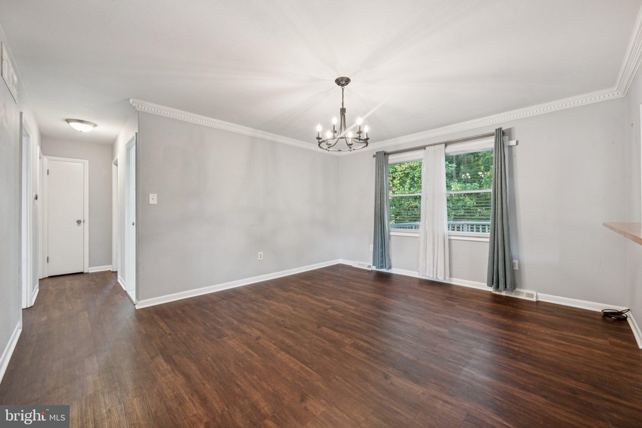 1229 RAMBLEWOOD DRIVE