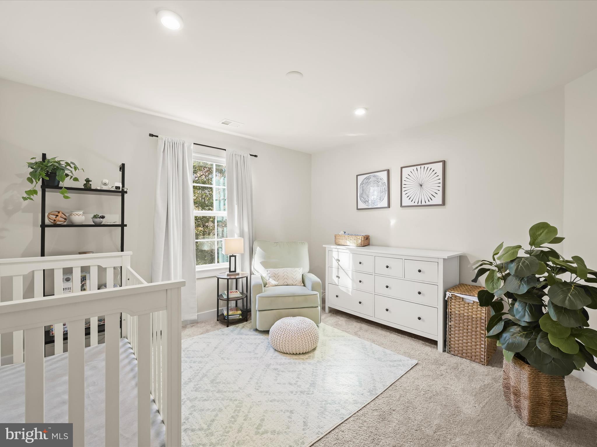 8206 DERRYMORE COURT