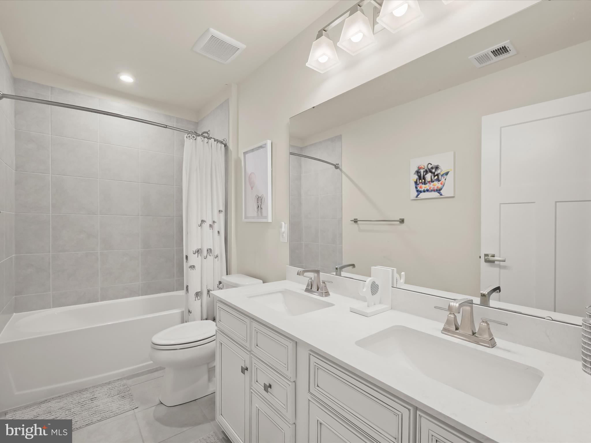 8206 DERRYMORE COURT